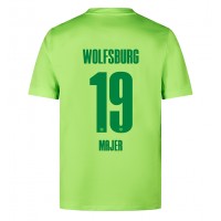 Camisa de Futebol Wolfsburg Lovro Majer #19 Equipamento Principal 2024-25 Manga Curta